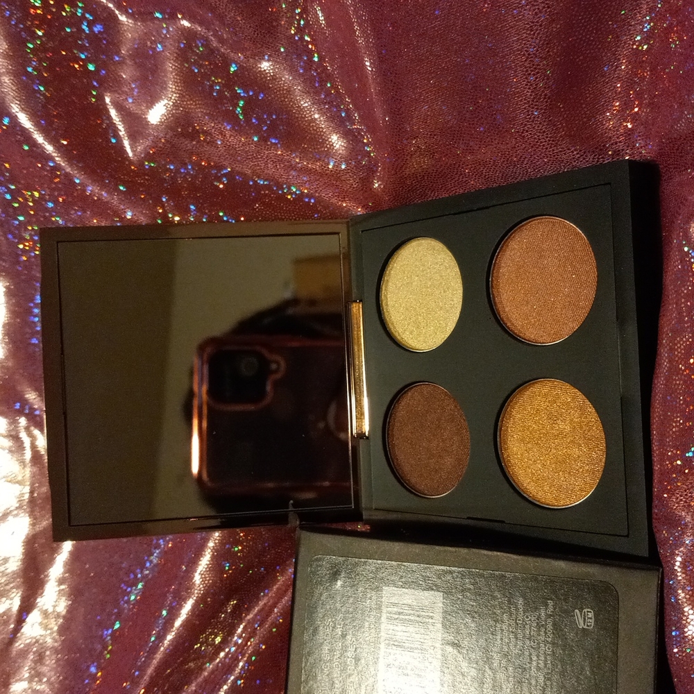 Eye shadow - Picture 3 of 4